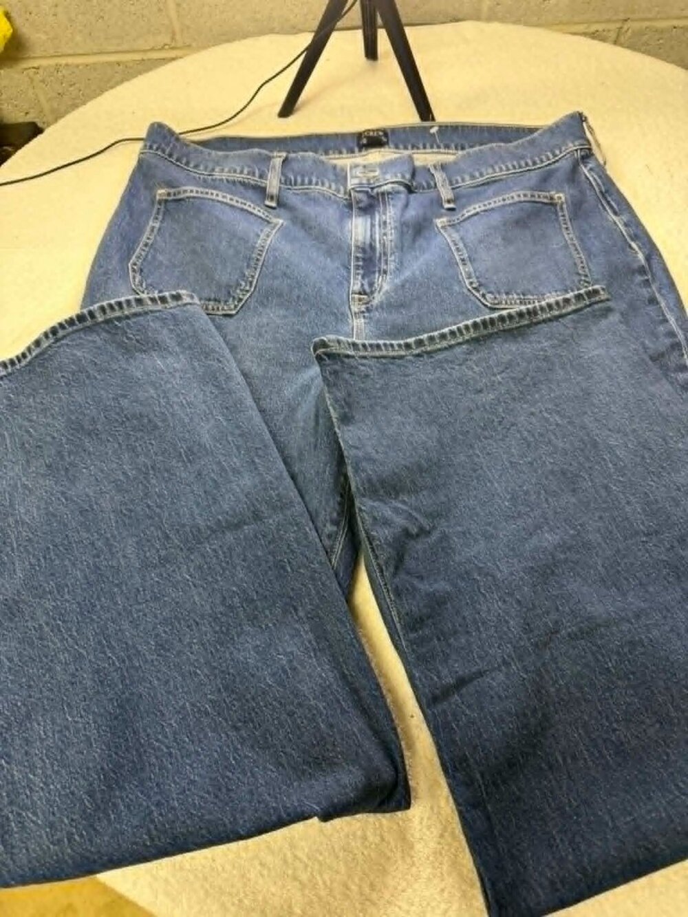J.Crew wide leg jeans size 14/34 waist in medium wash with front pockets